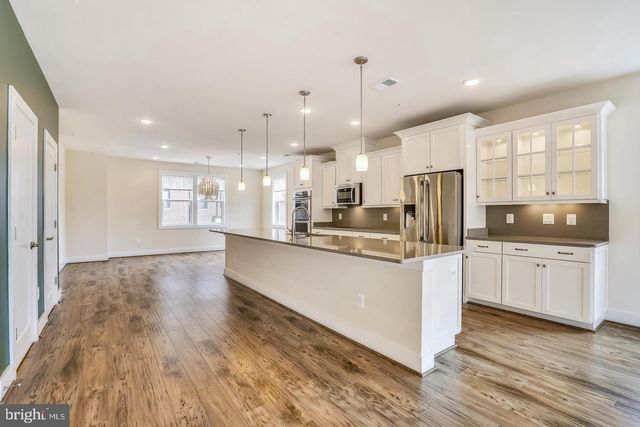 20569 MILBRIDGE TER, Ashburn, VA 20147