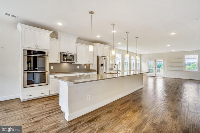 20569 MILBRIDGE TER, Ashburn, VA 20147