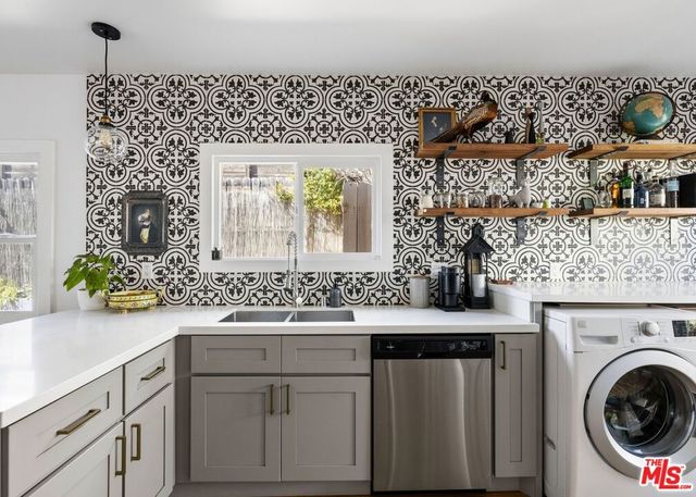 519 N Avenue 49, Los Angeles, CA 90042