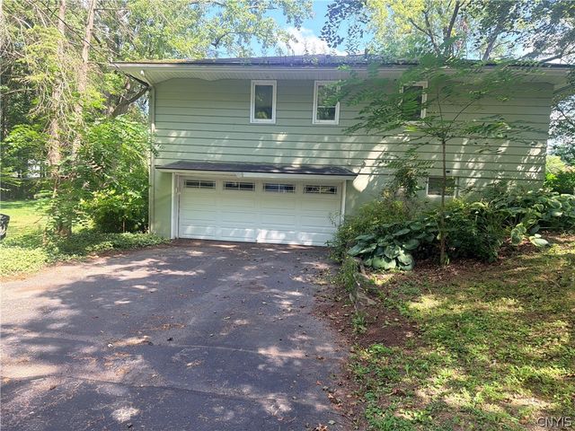 113 Munro Drive, Camillus, NY 13031