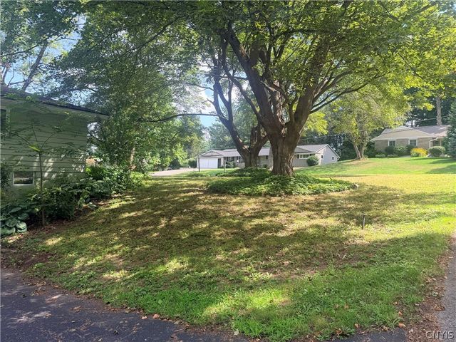 113 Munro Drive, Camillus, NY 13031