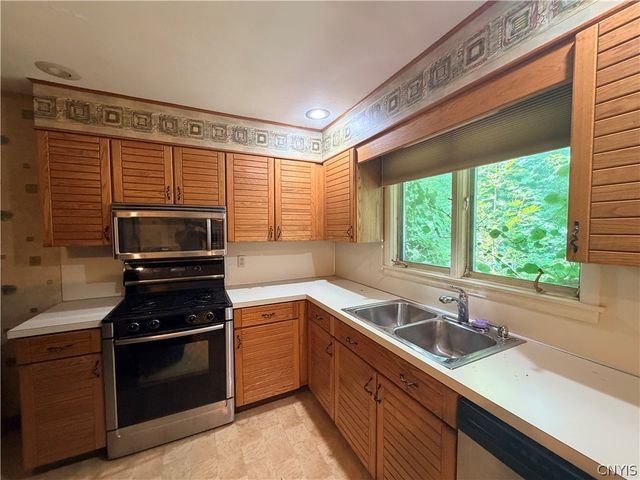 113 Munro Drive, Camillus, NY 13031