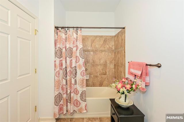 1305 Gatherings Drive, Haledon, NJ 07508