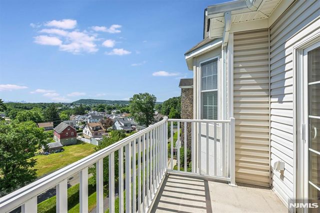 1305 Gatherings Drive, Haledon, NJ 07508