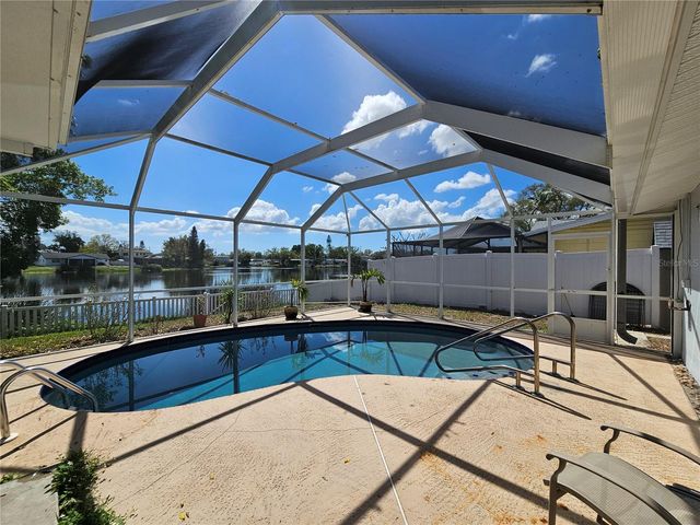 1414 85TH AVENUE N, St Petersburg, FL 33702