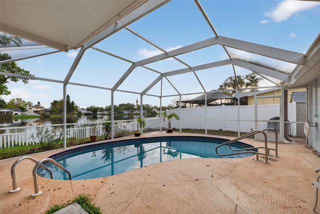 1414 85TH AVENUE N, St Petersburg, FL 33702