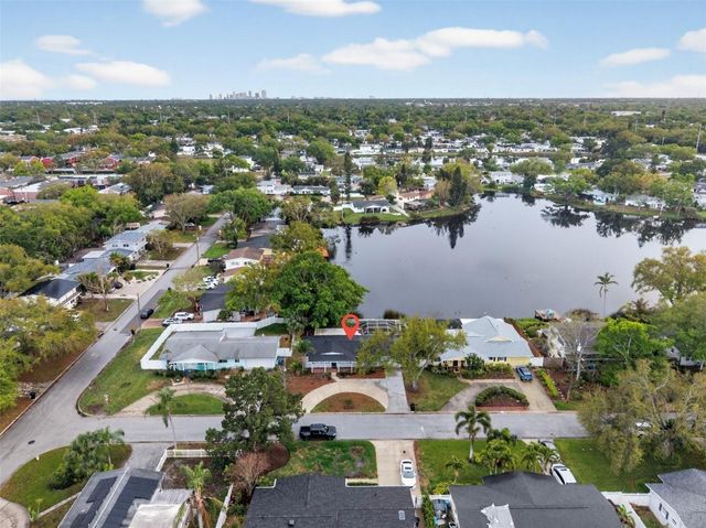 1414 85TH AVENUE N, St Petersburg, FL 33702