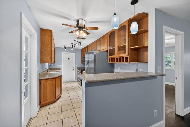 1414 85TH AVENUE N, St Petersburg, FL 33702