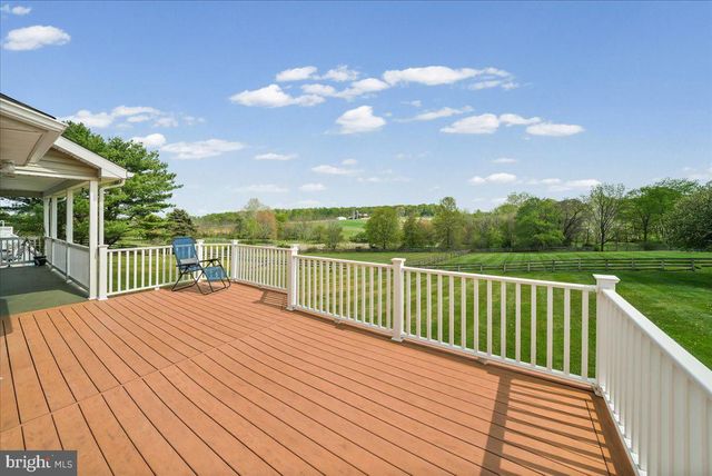 684 WATERWAY RD, Oxford, PA 19363