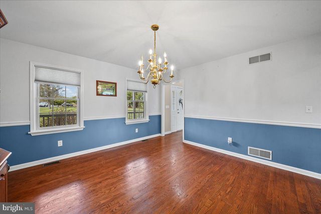684 WATERWAY RD, Oxford, PA 19363