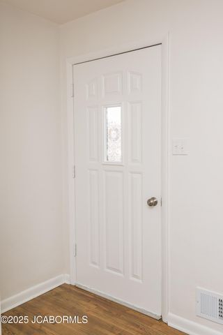 1805 SWIFTS HIGHWAY, Jefferson City, MO 65109