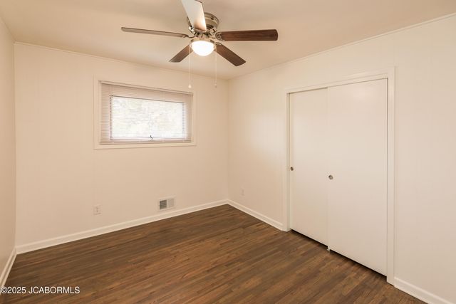 1805 SWIFTS HIGHWAY, Jefferson City, MO 65109