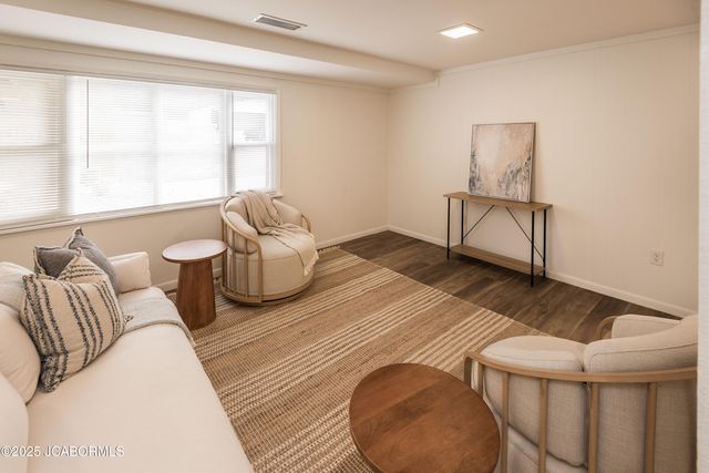 1805 SWIFTS HIGHWAY, Jefferson City, MO 65109