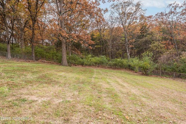 1805 SWIFTS HIGHWAY, Jefferson City, MO 65109