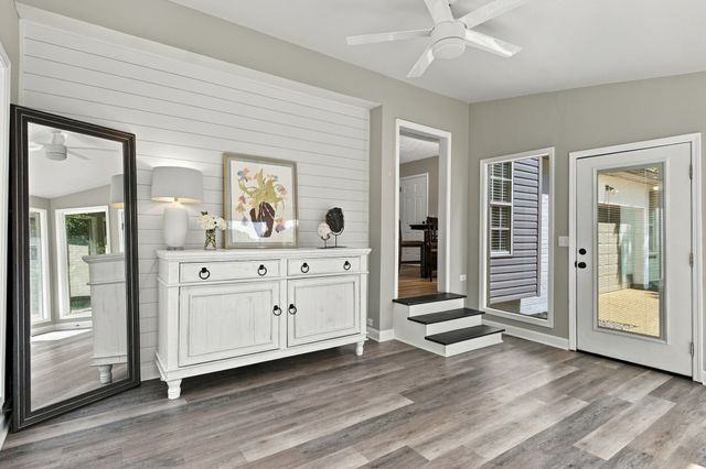 137 Luna Ln, Hendersonville, TN 37075