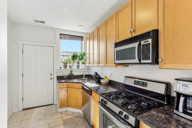 2609 W GUNNISON Street 3, Chicago, IL 60625