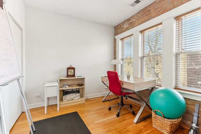 2609 W GUNNISON Street 3, Chicago, IL 60625