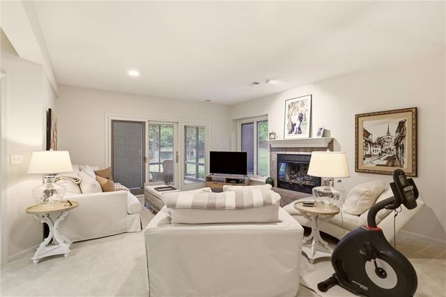 10330 S Clubside Court, Olathe, KS 66061