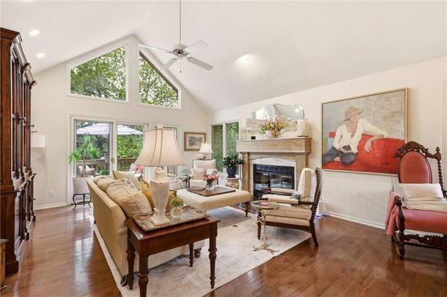 10330 S Clubside Court, Olathe, KS 66061