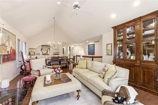 10330 S Clubside Court, Olathe, KS 66061