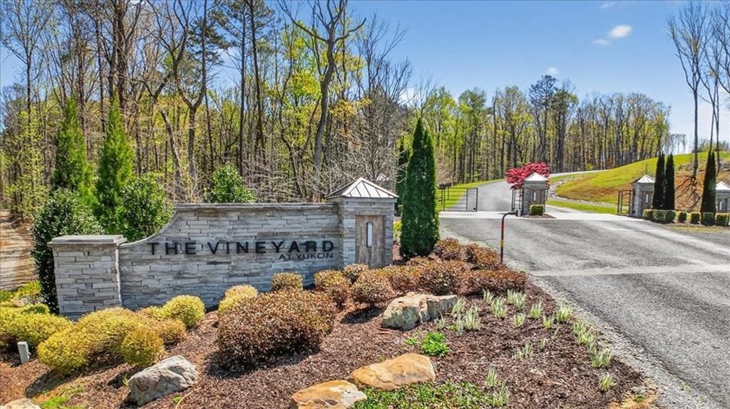 0 Twisted Oak Road, Talking Rock, GA 30175