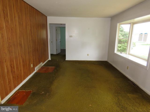 511 TAMARA CIRCLE, Newark, DE 19711