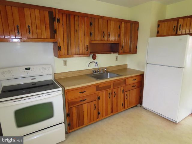 511 TAMARA CIRCLE, Newark, DE 19711