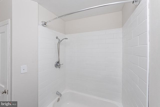 8627 WILLOW OAK RD, Parkville, MD 21234