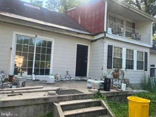 7800 W SHORE RD, Pasadena, MD 21122