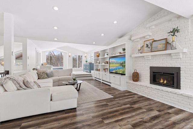 4410 Shady Lane, Mound, MN 55364