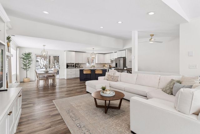 4410 Shady Lane, Mound, MN 55364