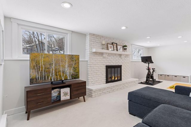 4410 Shady Lane, Mound, MN 55364