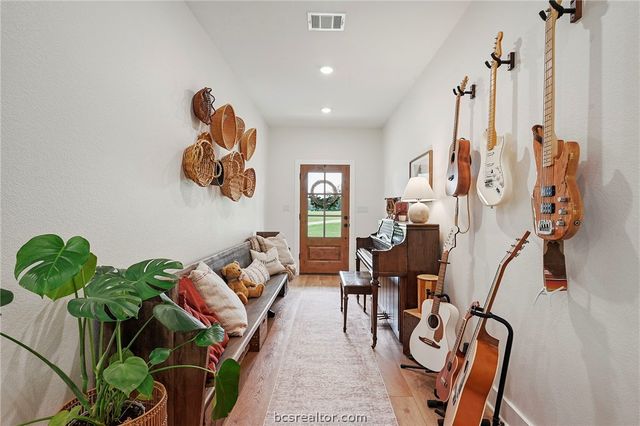 15193 PR 4490, Normangee, TX 77871