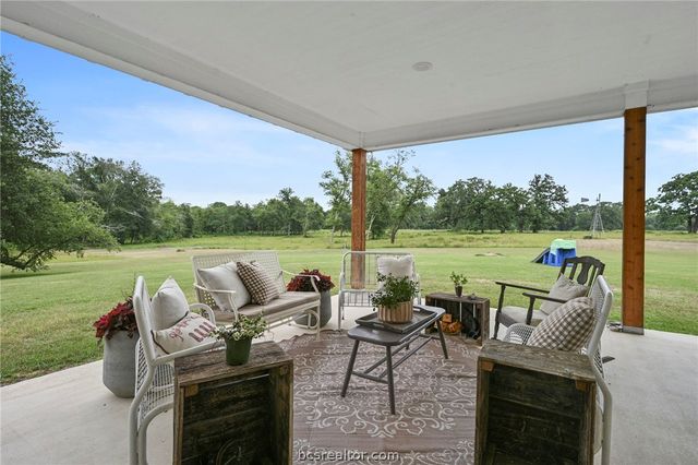 15193 PR 4490, Normangee, TX 77871