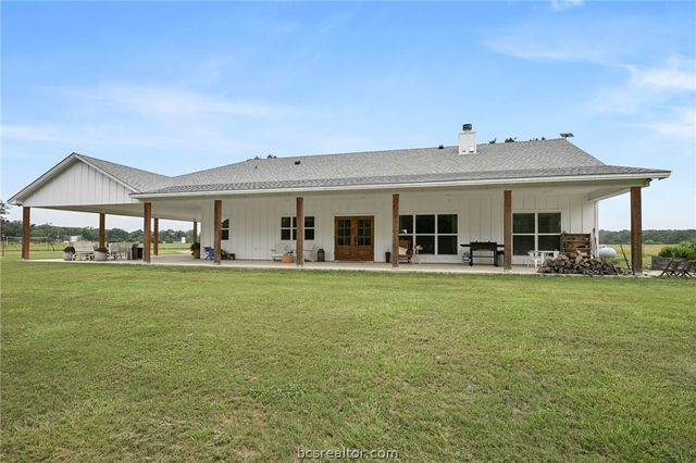 15193 PR 4490, Normangee, TX 77871