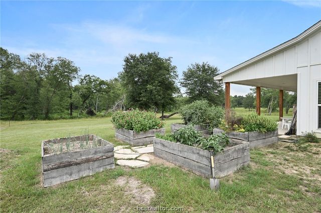 15193 PR 4490, Normangee, TX 77871