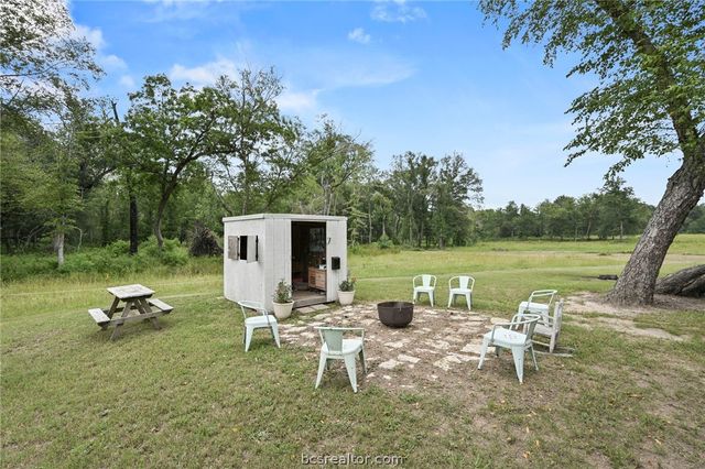 15193 PR 4490, Normangee, TX 77871