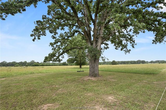 15193 PR 4490, Normangee, TX 77871