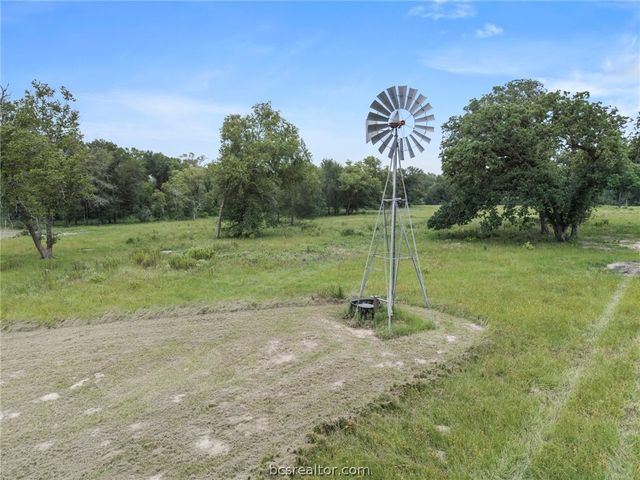 15193 PR 4490, Normangee, TX 77871