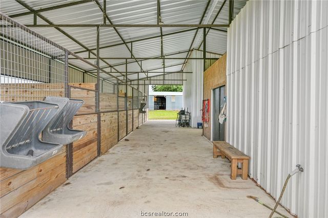 15193 PR 4490, Normangee, TX 77871