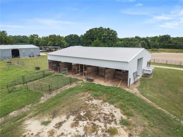 15193 PR 4490, Normangee, TX 77871
