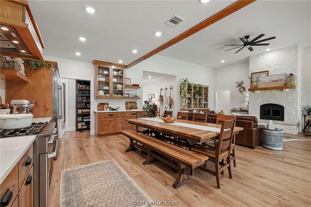 15193 PR 4490, Normangee, TX 77871