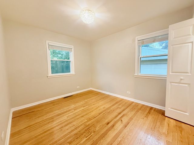 1121 Olive Road, Homewood, IL 60430