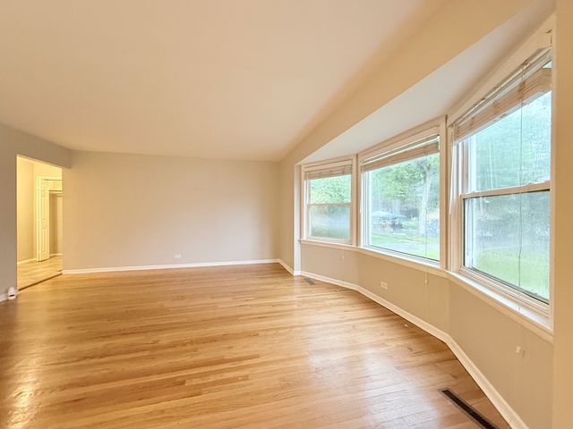 1121 Olive Road, Homewood, IL 60430