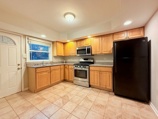 1121 Olive Road, Homewood, IL 60430