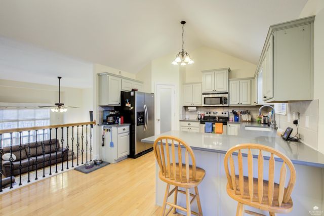 11312 Farnum Run, Milford, KS 66514