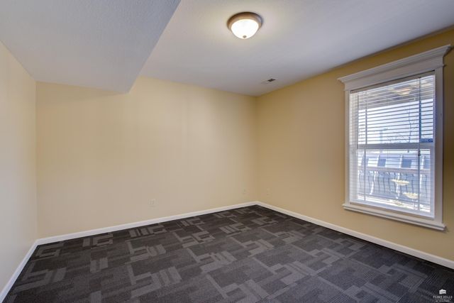 11312 Farnum Run, Milford, KS 66514