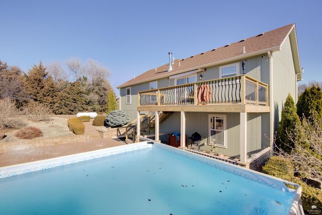 11312 Farnum Run, Milford, KS 66514