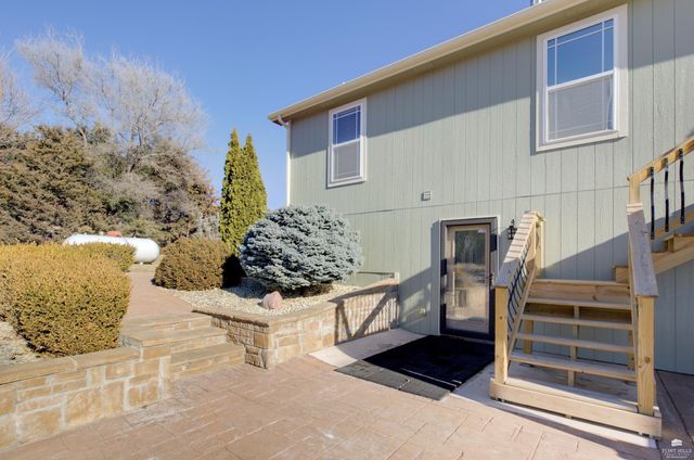 11312 Farnum Run, Milford, KS 66514