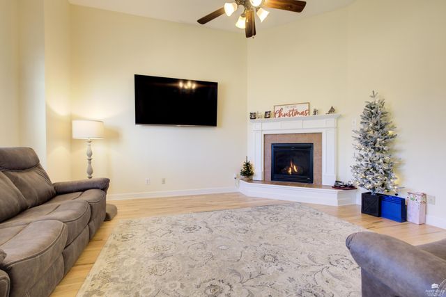 11312 Farnum Run, Milford, KS 66514